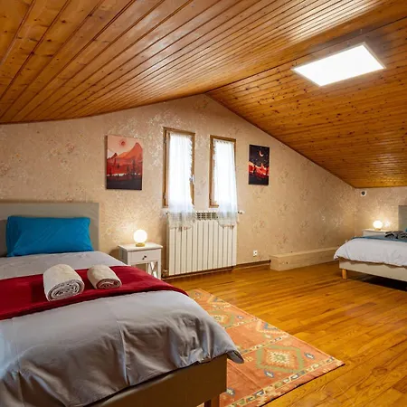 L'ecrin Gascon - Maison Climatisee A Holiday home Fleurance